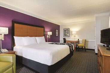 هتل La Quinta Inn By Wyndham Odessa