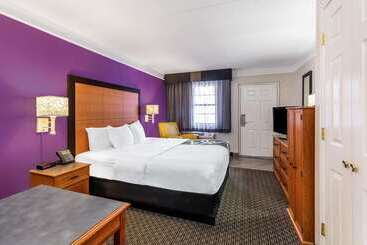 هتل La Quinta Inn By Wyndham Odessa