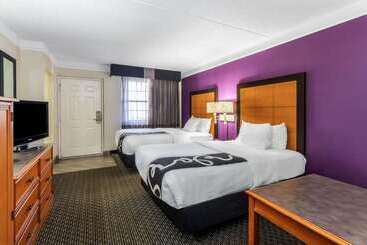 هتل La Quinta Inn By Wyndham Odessa