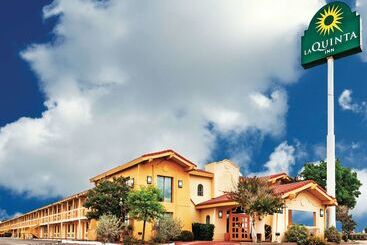 هتل La Quinta Inn By Wyndham Odessa
