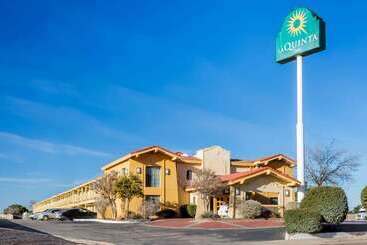 هتل La Quinta Inn By Wyndham Odessa