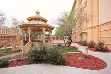 هتل La Quinta By Wyndham Albuquerque West