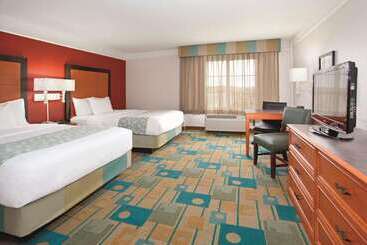 هتل La Quinta By Wyndham Colorado Springs South Airport