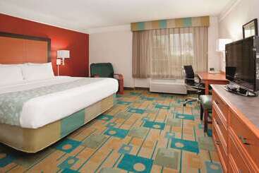 هتل La Quinta By Wyndham Colorado Springs South Airport