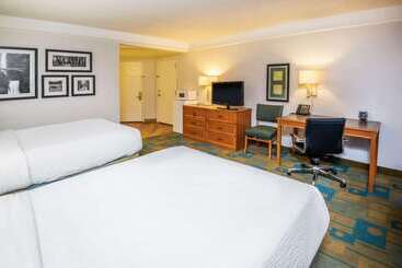 هتل La Quinta By Wyndham Colorado Springs South Airport