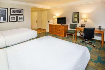 هتل La Quinta By Wyndham Colorado Springs South Airport