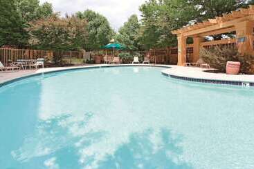 هتل La Quinta By Wyndham Colorado Springs South Airport