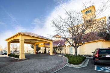 هتل La Quinta By Wyndham Colorado Springs South Airport
