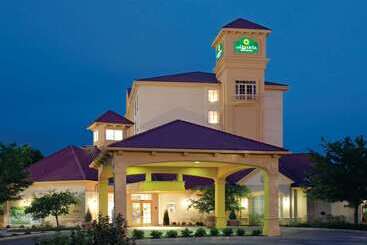 هتل La Quinta By Wyndham Colorado Springs South Airport