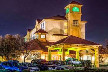 هتل La Quinta By Wyndham Colorado Springs South Airport