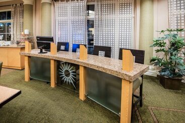 هتل La Quinta By Wyndham Colorado Springs South Airport