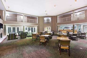 هتل La Quinta Inn & Suites By Wyndham Houston Bush Iah South