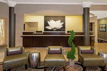 هتل La Quinta By Wyndham Houston West Park 10