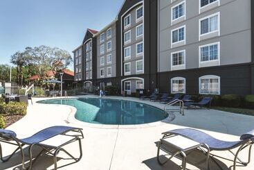هتل La Quinta By Wyndham Orlando Lake Mary