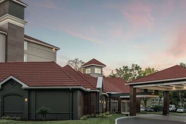 هتل La Quinta By Wyndham Orlando Lake Mary