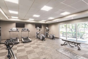 هتل La Quinta By Wyndham Orlando Lake Mary