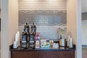 هتل La Quinta Inn & Suites By Wyndham Panama City