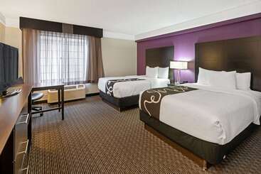 هتل La Quinta By Wyndham Phoenix Scottsdale