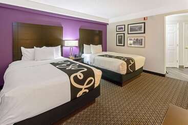 هتل La Quinta By Wyndham Phoenix Scottsdale