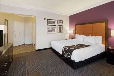 هتل La Quinta By Wyndham Phoenix Scottsdale