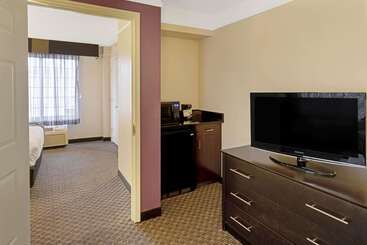 هتل La Quinta By Wyndham Phoenix Scottsdale