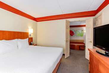 هتل La Quinta By Wyndham Raleigh Crabtree