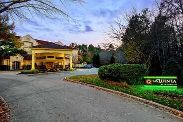 هتل La Quinta By Wyndham Raleigh Crabtree