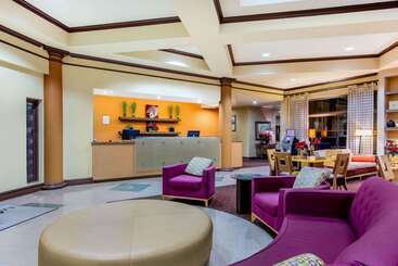 هتل La Quinta By Wyndham Raleigh Crabtree