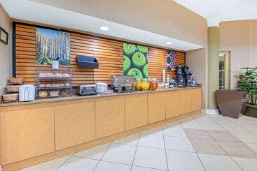 هتل La Quinta By Wyndham Sherman