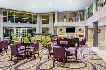 هتل La Quinta By Wyndham Tucson Airport