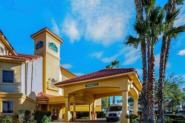 هتل La Quinta By Wyndham Tucson Airport