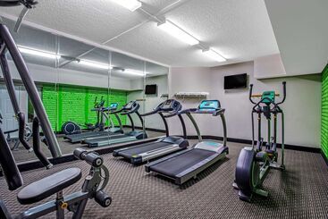 هتل La Quinta By Wyndham Tucson Airport