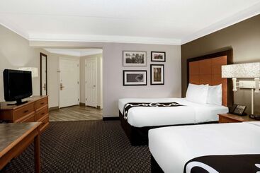 هتل La Quinta By Wyndham Tucson Airport