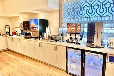 Lincoln Hotel Monterey Park Los Angeles