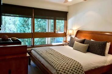 هتل Lodge At Lionshead
