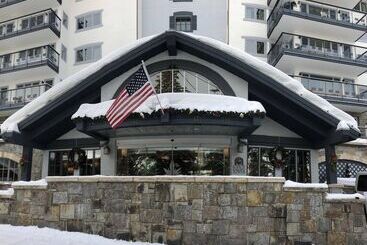 هتل Lodge Tower
