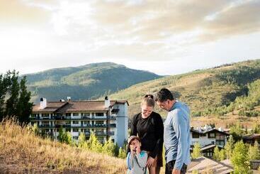 هتل Lodge Tower