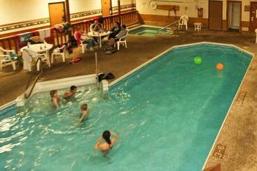فندق Luck Country Inn