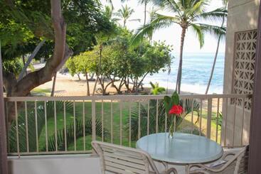Kona Reef Resort By Latour Group