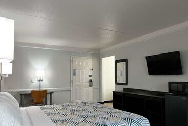 Motel 6 Hazelwood, Mo