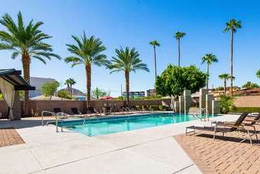 استراحتگاه Best Western Plus Sundial