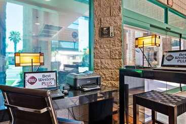 استراحتگاه Best Western Plus Sundial