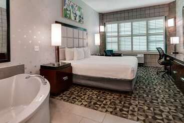 استراحتگاه Best Western Plus Sundial