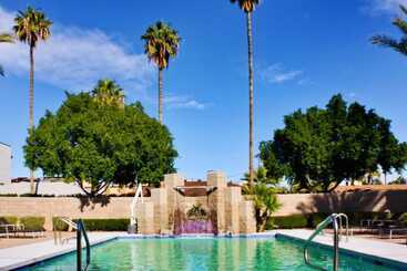 استراحتگاه Best Western Plus Sundial