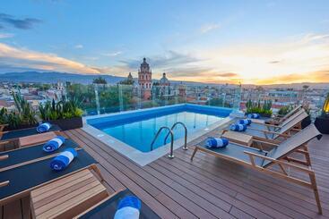 هتل City Centro By Marriott San Luis Potosi