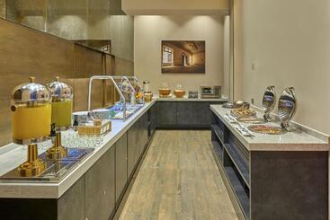 هتل City Centro By Marriott San Luis Potosi