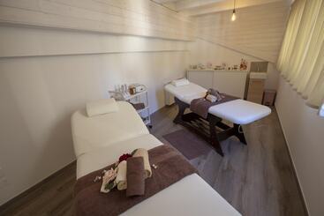 Luxmarì Hotel & Spa