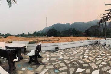 Diamond Resort Vang Vieng