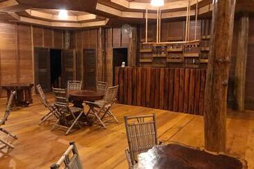 هتل Gibbon Lodge