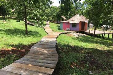 هتل Gibbon Lodge